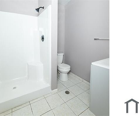 3rd image of 3637 Lamont St #A