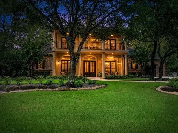 70 W Ambassador Bnd, Spring, TX 77382