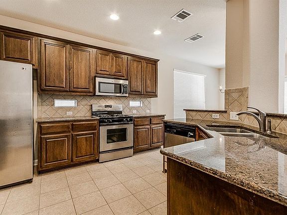 5th image of 1713 Greenside Trl