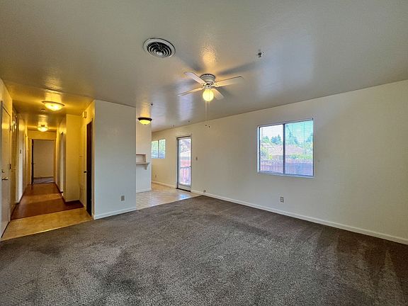 4th image of 1629 E St #1