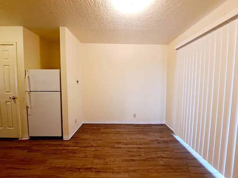 232 63rd Street — Photo 6