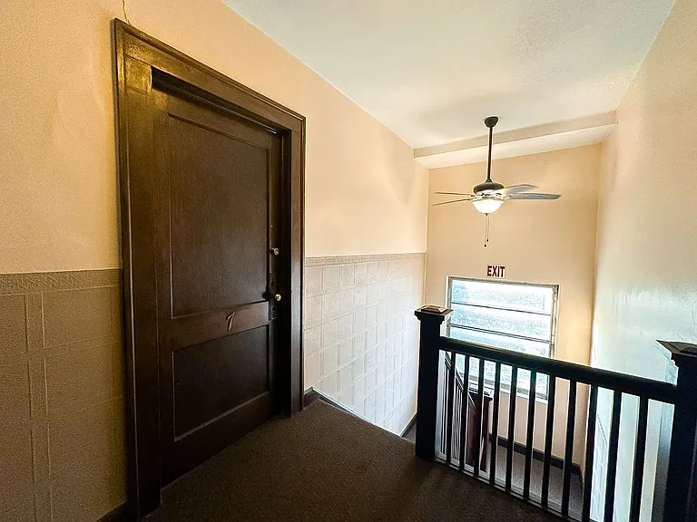 5819 E Washington St #7 — Photo 4