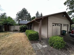 634 64th St, Springfield, OR 97478