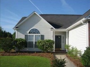 101 Albany Dr, Jacksonville, NC 28540
