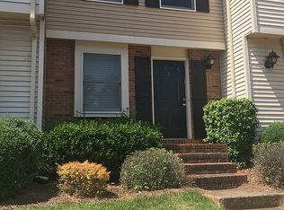 9411 Lexington Cres #B, Charlotte, NC 28213