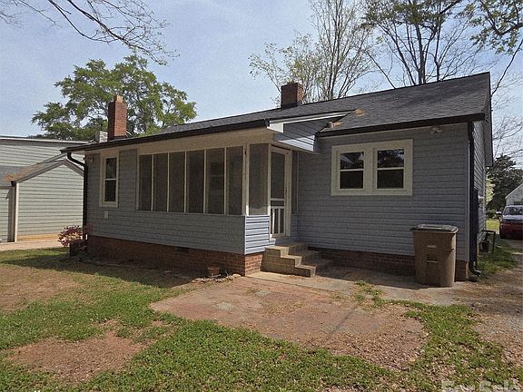 3rd image of 109 Brookhill Rd