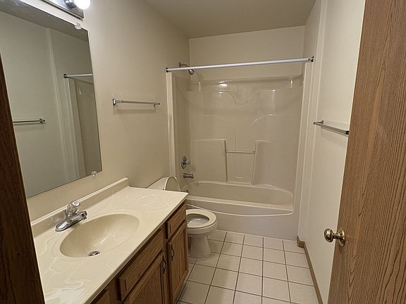 2nd image of 7106 Broadway #71201A