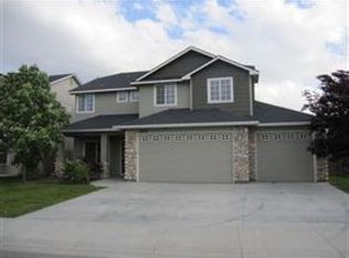 885 W White Sands Dr, Meridian, ID 83646