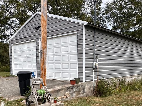 12261 Highway 200