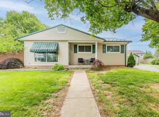 425 Maple Hill Ave, Shippensburg, PA 17257