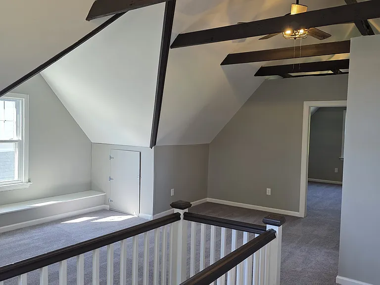 605 S Eagle Rd — Photo 13
