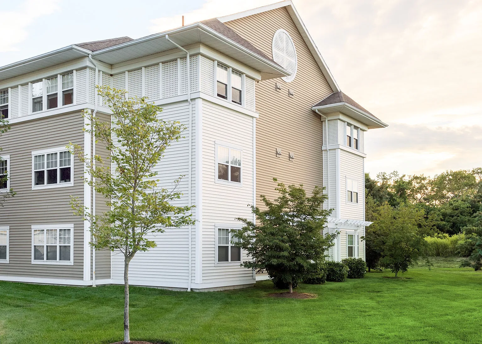 Chestnut Farm Apartments — Photo 3