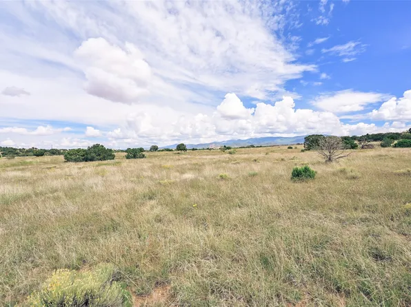 4 Toribelle Trl, Santa Fe, NM 87506