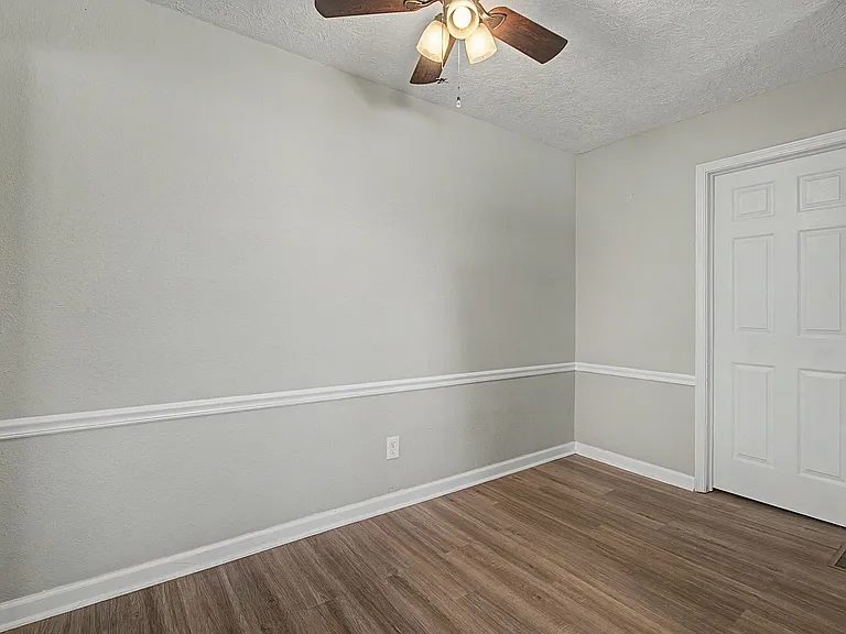 6334 Shull Rd — Photo 10