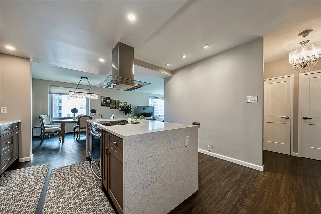 2 bed, 1420 sqft, $4,000 — Photo 3