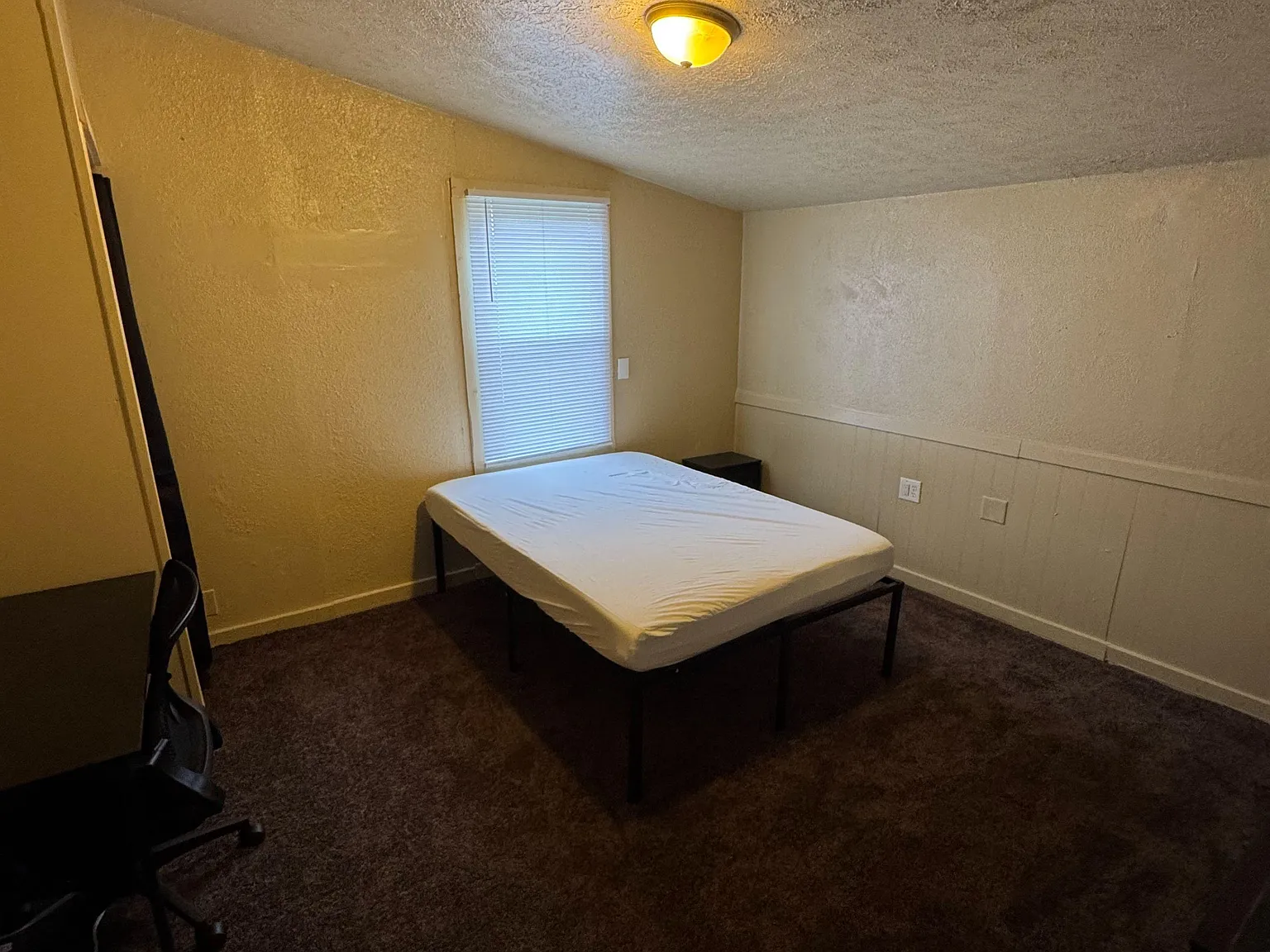 4 bed, 2.5 bath, 1500 sqft, $815 — Photo 1