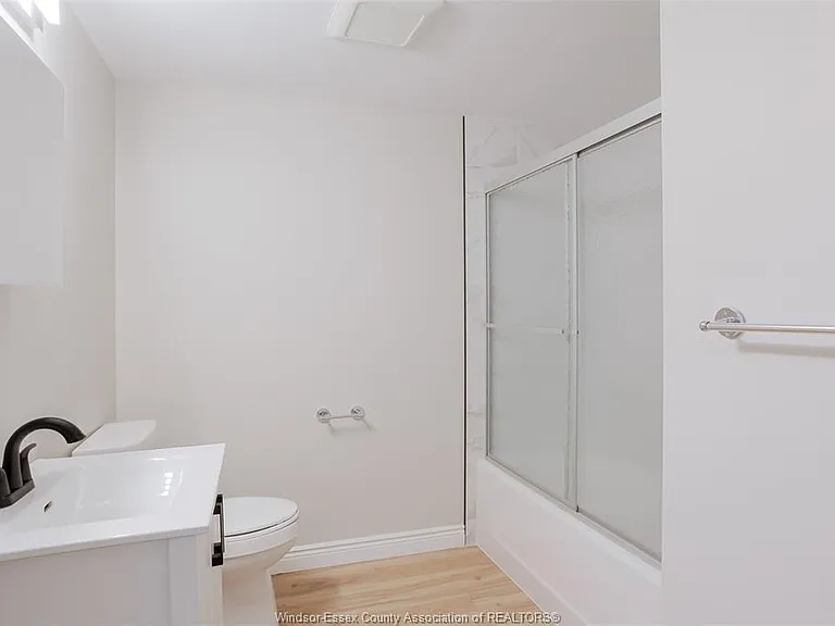 3355 Sandwich St #102 — Photo 20