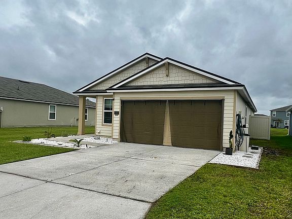 3rd image of 12450 Russian Olive Rd