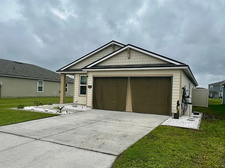12450 Russian Olive Rd — Photo 3