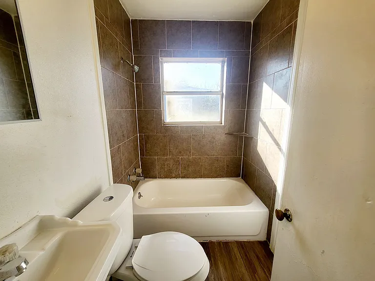 1515 Sycamore St #A — Photo 14