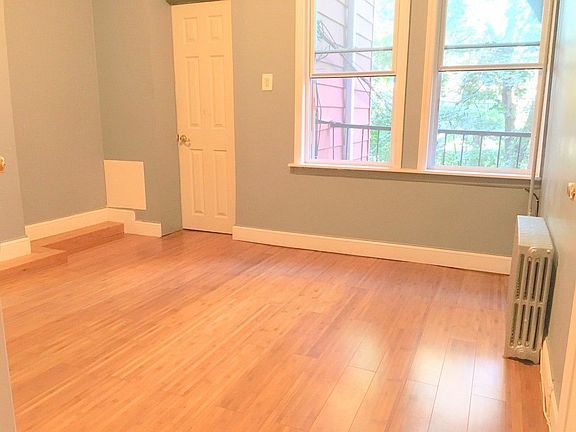 4th image of 329 18th St #2A