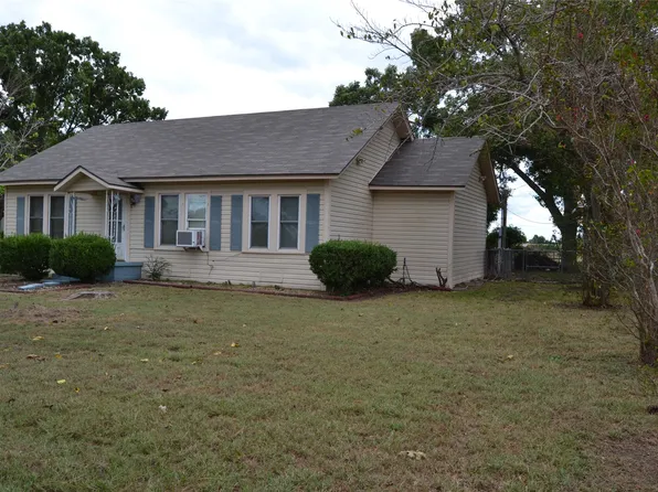 9985 W State Highway 22, Barry, TX 75102
