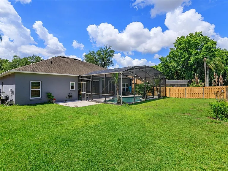 116 Brookshire Ct — Photo 27