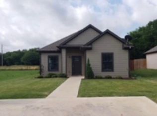 669 Copenhavr St, Pilot Point, TX 76258