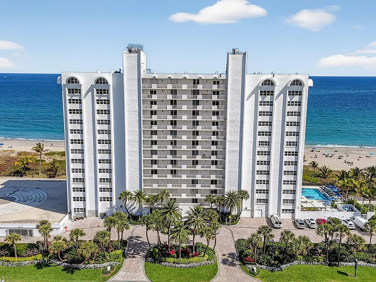 3000 S Ocean Blvd #1004 — Photo 42