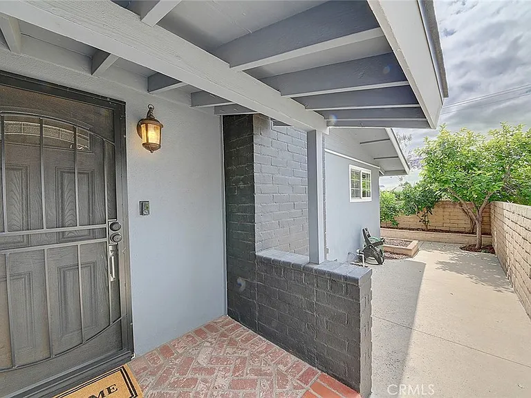 2044 W Spruce Ave — Photo 54