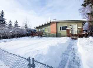 1518 Nichols St, Anchorage, AK 99508