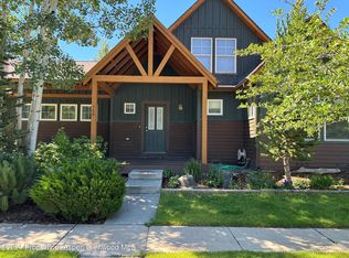 208 Juniper Ct, Basalt, CO 81621