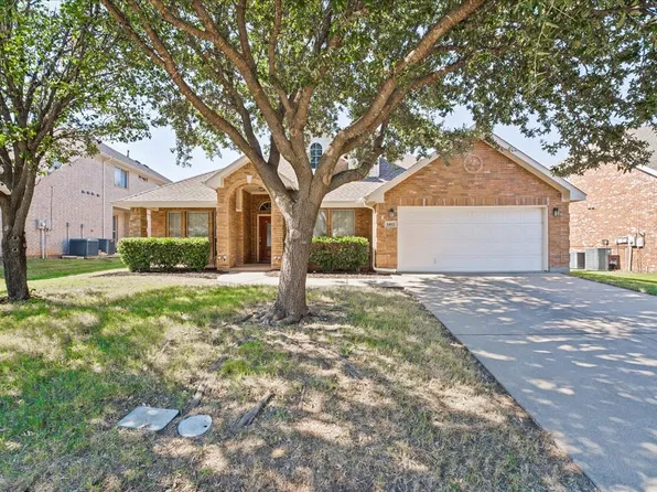 1403 Lowes Farm Pkwy, Mansfield, TX 76063