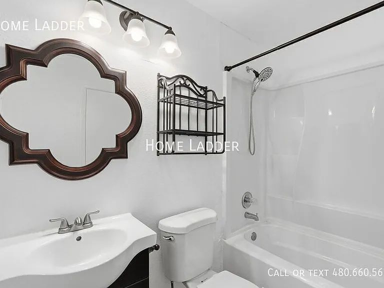 540 N May St #3075 — Photo 13
