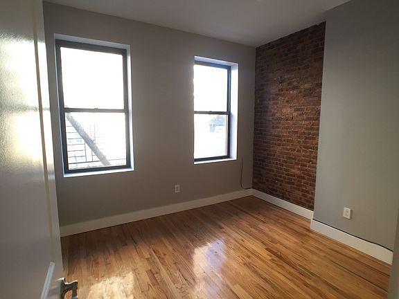 3rd image of 15 Humboldt St APT 3R