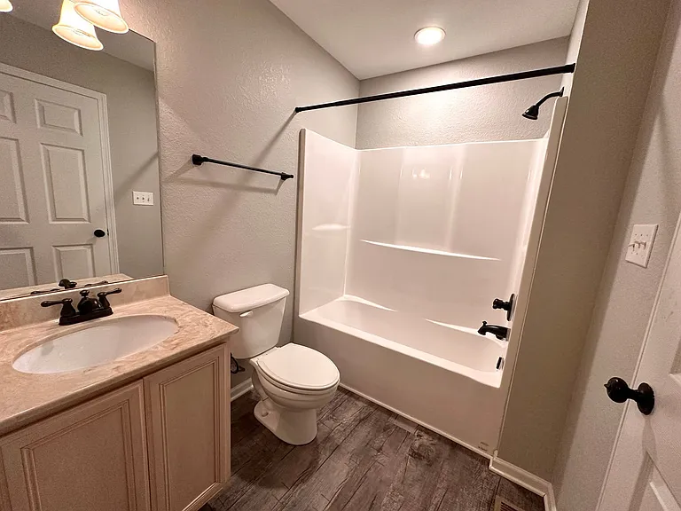 Fox Springs Condos — Photo 58