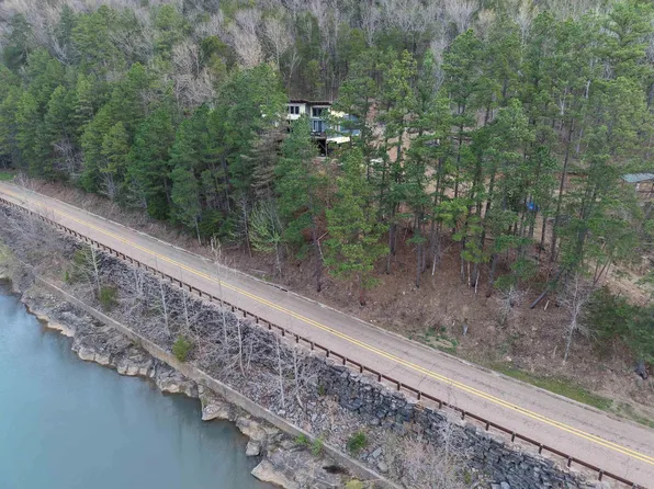 (undisclosed Address), Ozark, AR 72949