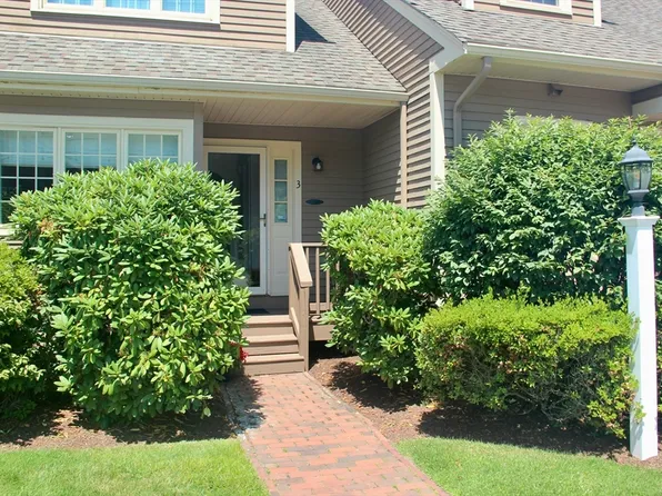 3 Doyle Ln #3, Hopkinton, MA 01748