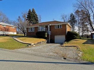 60 Observatory St, Manor, PA 15665