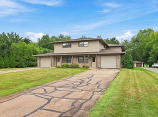 840 E Beacon Ave, New London, WI 54961