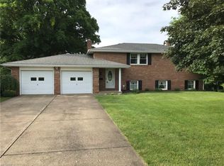 3985 Saint Michael Blvd NW, Canton, OH 44718