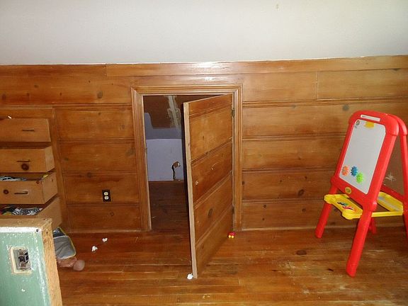 storage in upstairs 