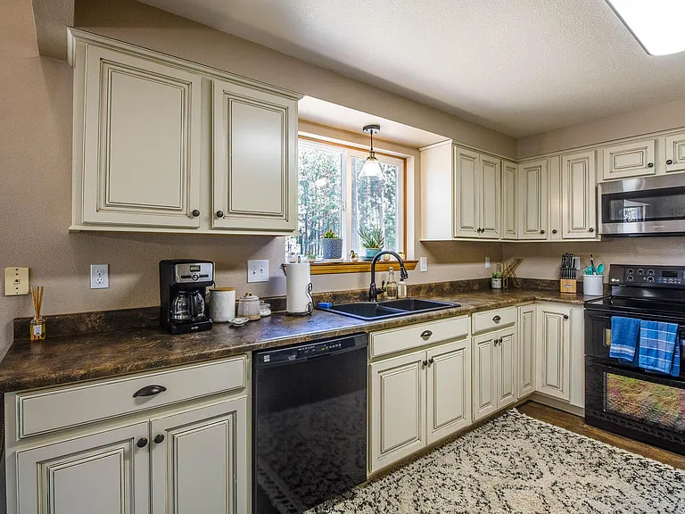 17184 Island Loop Way — Photo 8