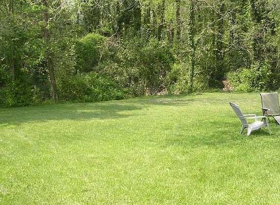 2nd image of 2505 Shady Lawn Dr