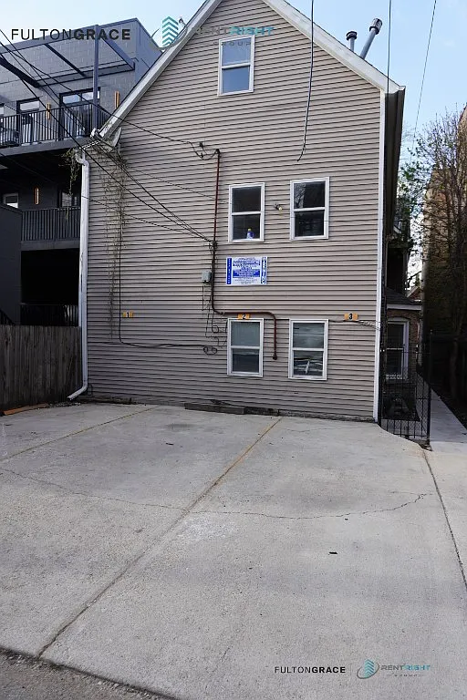 2 bed, 1.0 bath, 1000 sqft, $2,600 — Photo 2