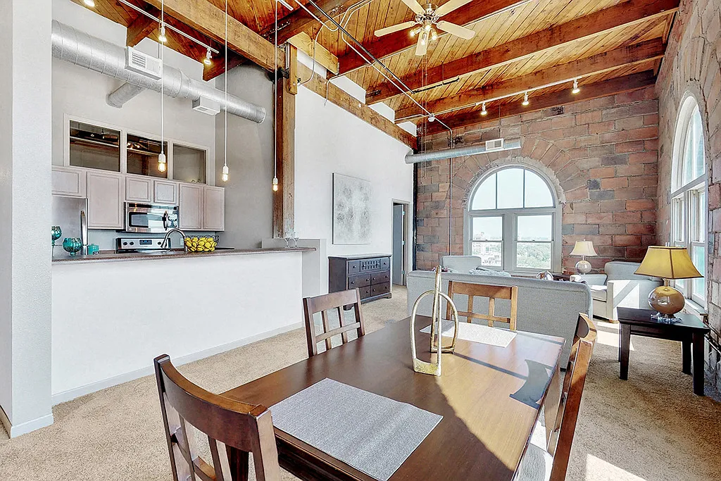 Old Market Lofts — Photo 1