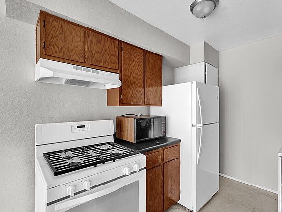 4th image of 1909 Karen Sue Pl APT D