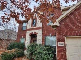 306 Natchez Trl, Mansfield, TX 76063