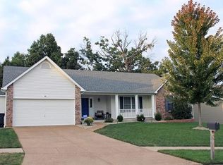 111 Kelcross Dr, Wentzville, MO 63385