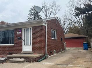 22414 Hill St, Warren, MI 48091
